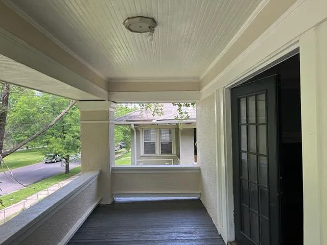 3 bed, 1050 sqft, $950 — Photo 2