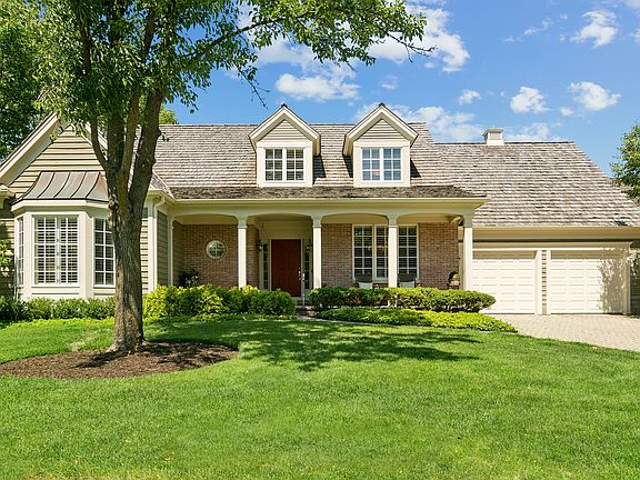 2nd image of 672 S Balmoral Ct