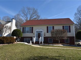 1145 Reynolds Manor Dr, Winston Salem, NC 27107