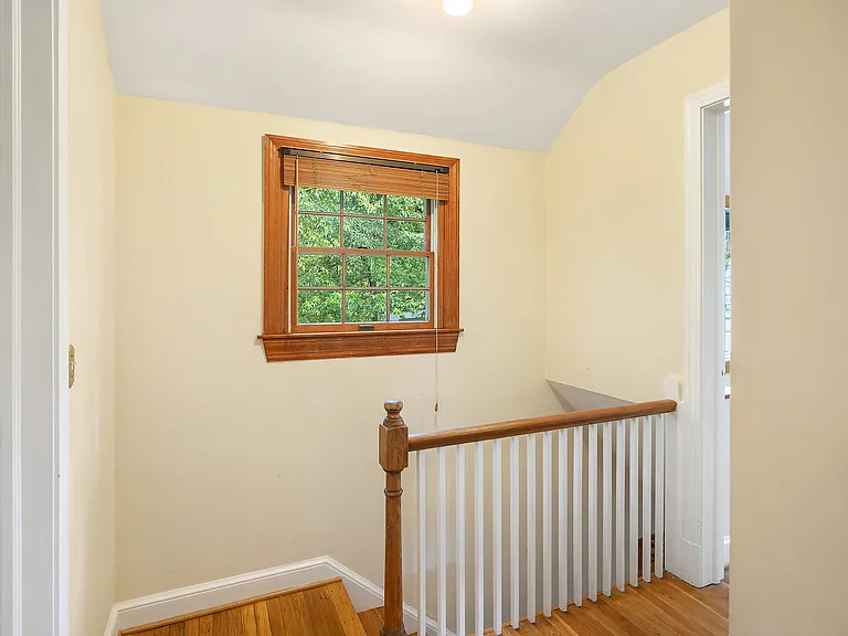 244 N Columbus St — Photo 19