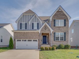 1239 Cotillion Dr, Murfreesboro, TN 37128
