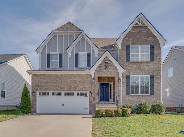 1239 Cotillion Dr, Murfreesboro, TN 37128