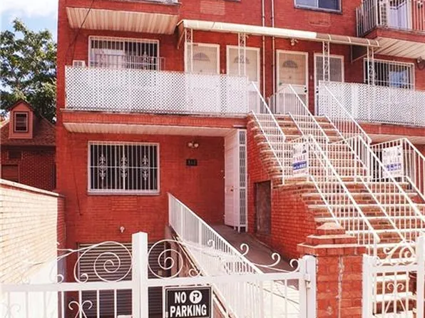 147 28th Ave #1A, Brooklyn, NY 11214