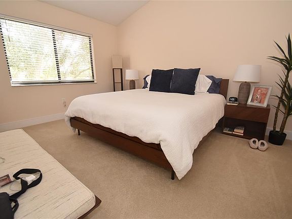 3rd image of 1628 Boathouse Cir #Gr215