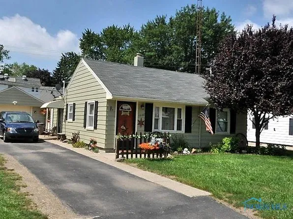 1023 Cady St, Maumee, OH 43537
