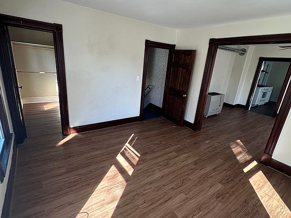 3rd image of 130 Pleasant Ave Floor 2
