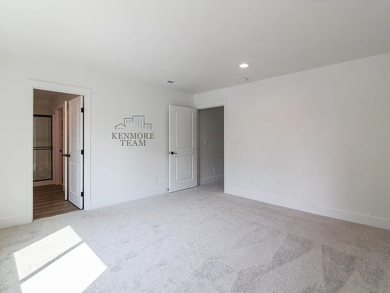 1030 S Underwood Pl #120 — Photo 9