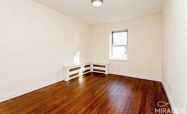 Rented by Mirador Real Estate | media 9