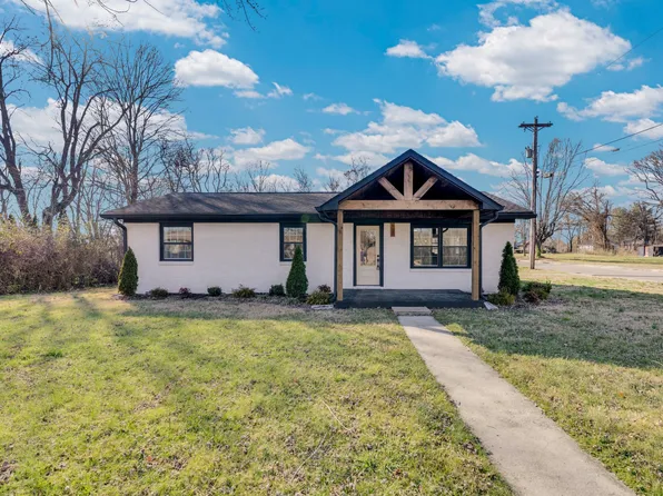100 Holly St, McMinnville, TN 37110