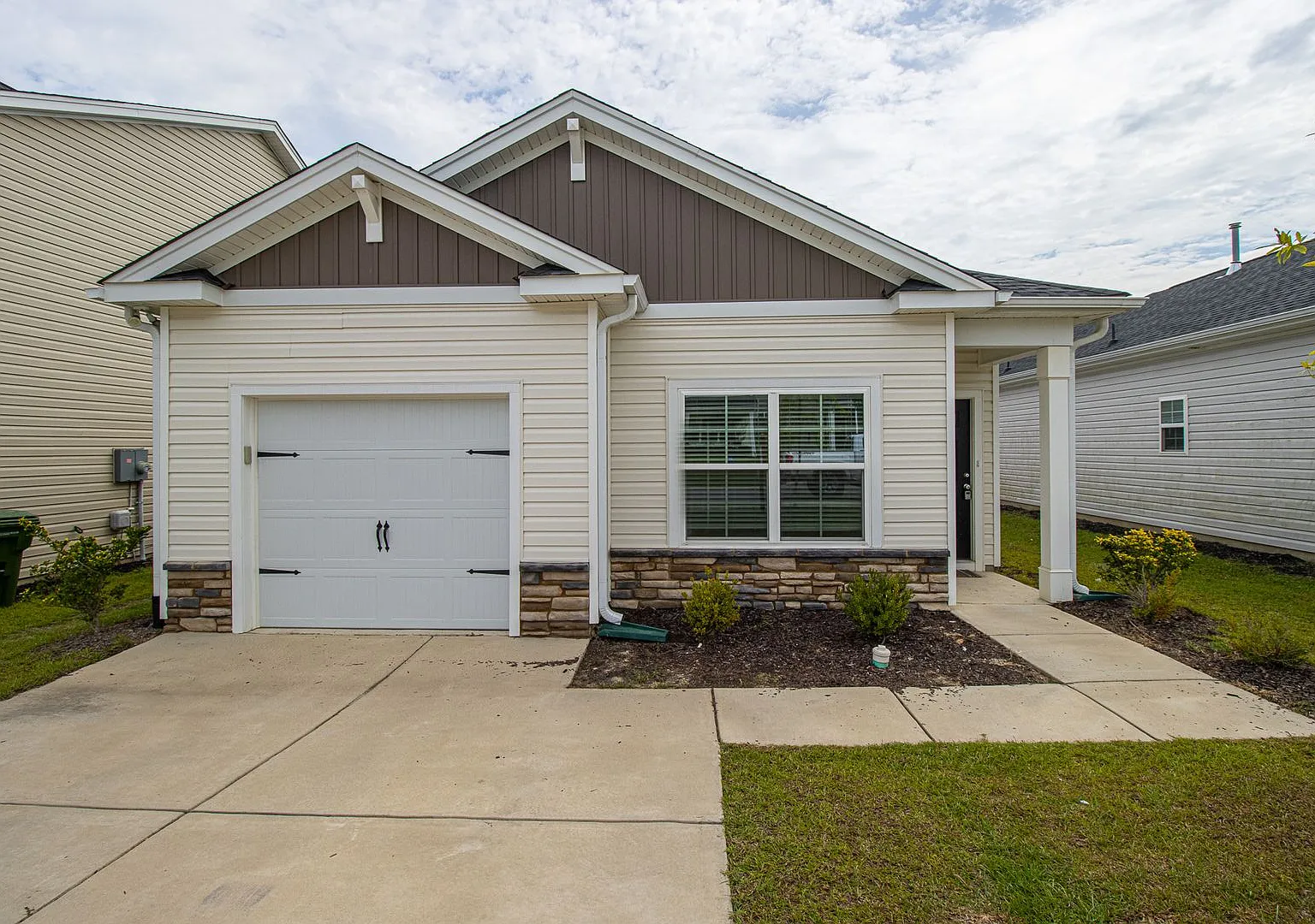 Charming 3 Bedroom 2 Bath Home In Hopkins With Modern Amenities & Community Perks ~ Minutes To Fo... — Photo 1