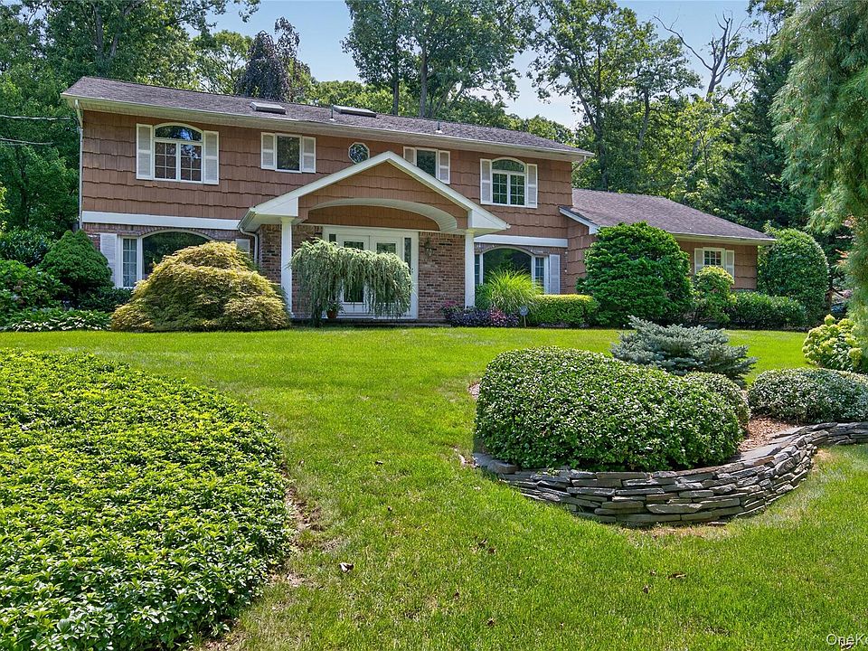 1st image of 36 Arbor Lane