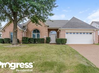 1957 E Chimneyrock Blvd, Cordova, TN 38016
