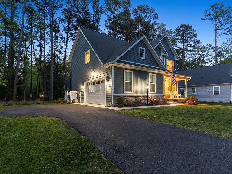 14720 Locust Ct — Photo 33
