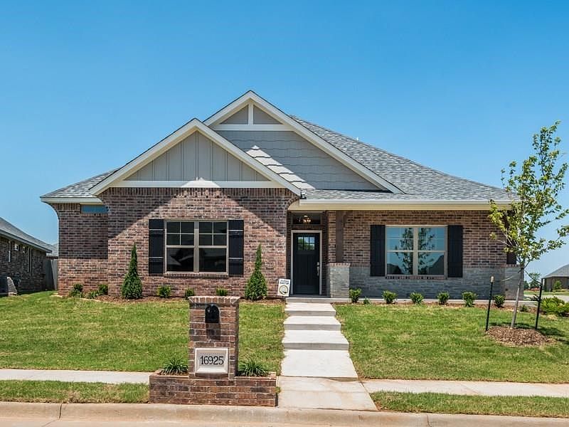 1st image of 16925 Madrid Cir