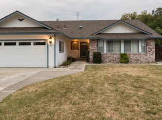 921 Tornell Ave, Turlock, CA 95382