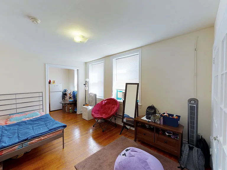 Penn Hall Apartments — Photo 6