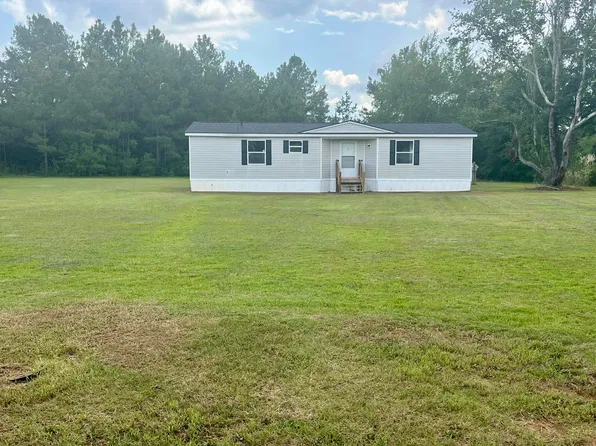 6250 Cougar Way, Wedgefield, SC 29168