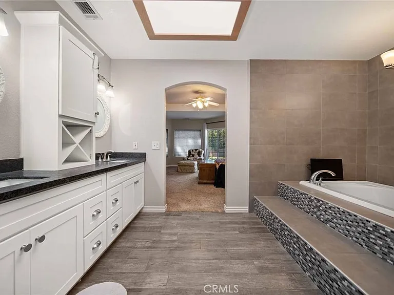 7455 Jola Dr — Photo 41