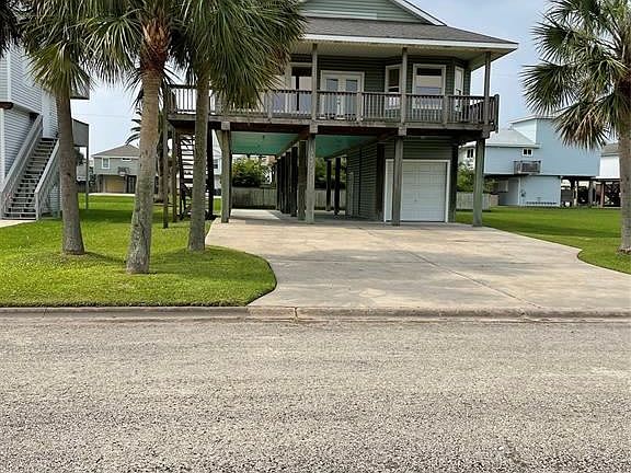 2nd image of 13917 Pirates Beach Blvd