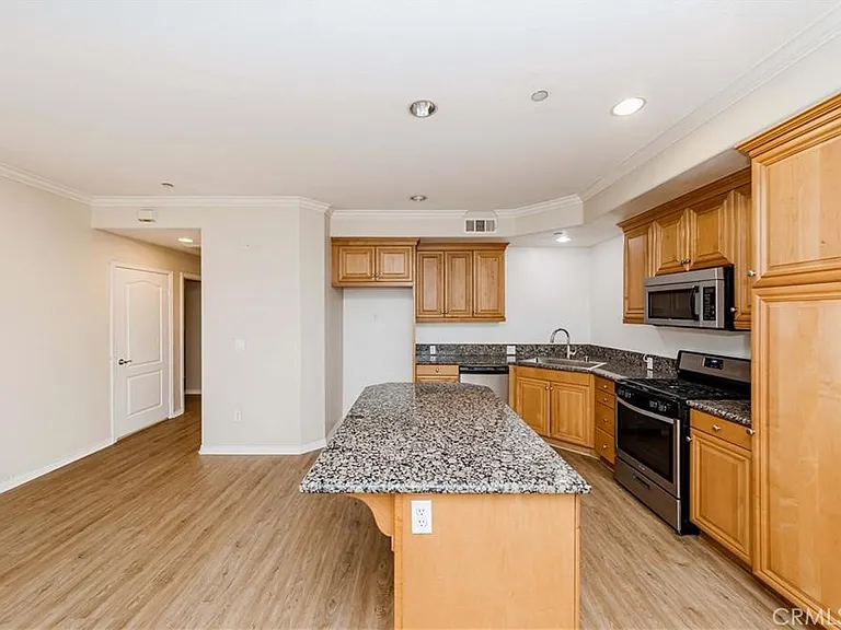 1437 Lomita Blvd #318 — Photo 2