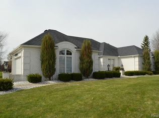 4297 Birch Run Dr, Troy, MI