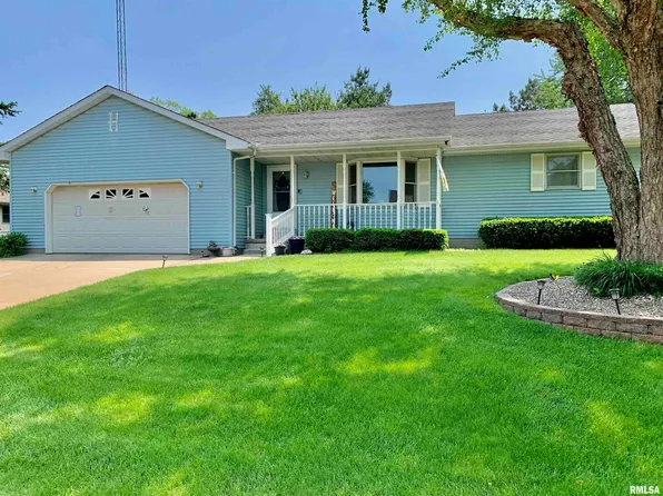 2107 Cypress Dr, Jacksonville, IL 62650