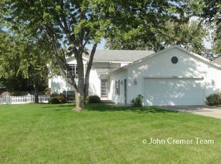 7225 Cherry Ave, Jenison, MI 49428