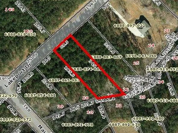 106 Lakeport Dr, Greenwood, SC 29649