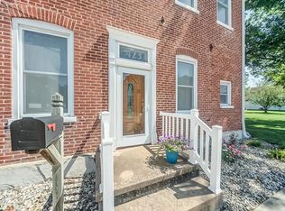 423 W Main St, Mascoutah, IL