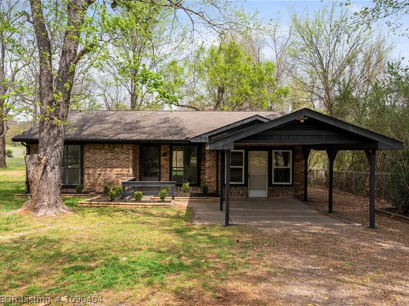 9506 Berry Ln, Hackett, AR 72937