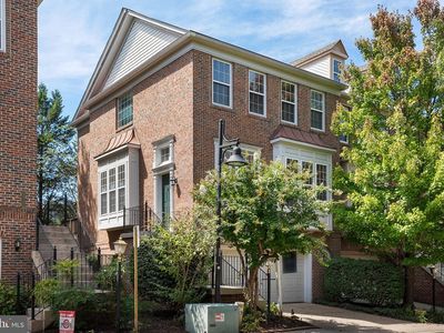 4634 Latrobe Pl, Alexandria, VA, 22311