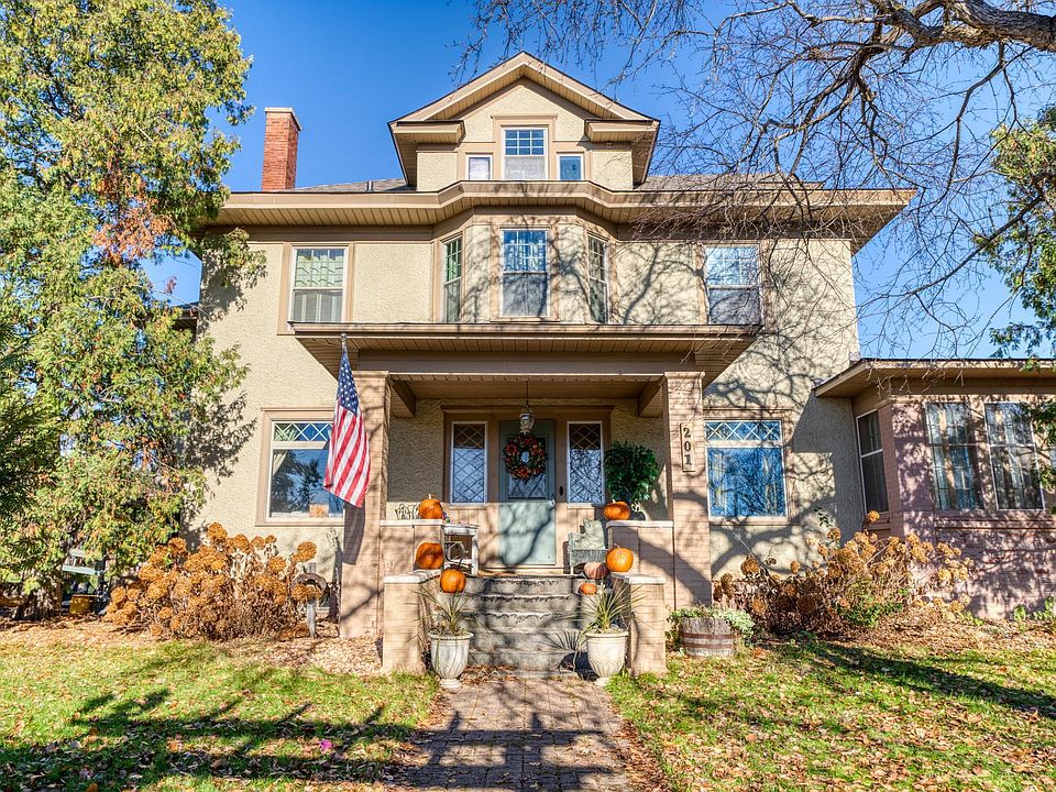 201 Cole St, Coleraine, MN 55722 MLS 6459536 Zillow