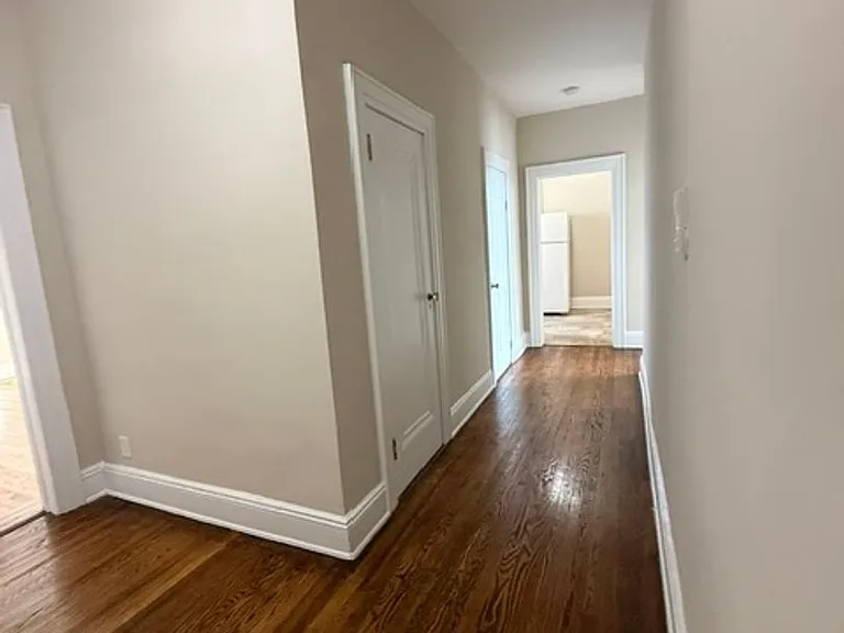 411 Highland Ave — Photo 18