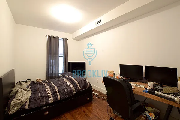 Rented by null | media 57