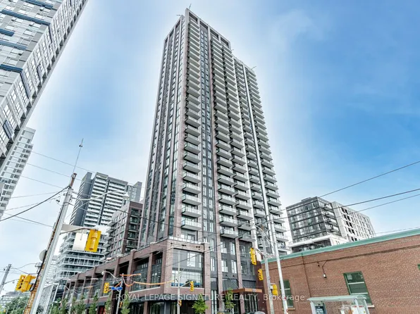 130 River St, Toronto, ON