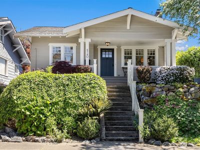 4740 4th Avenue NE, Seattle, WA, 98105