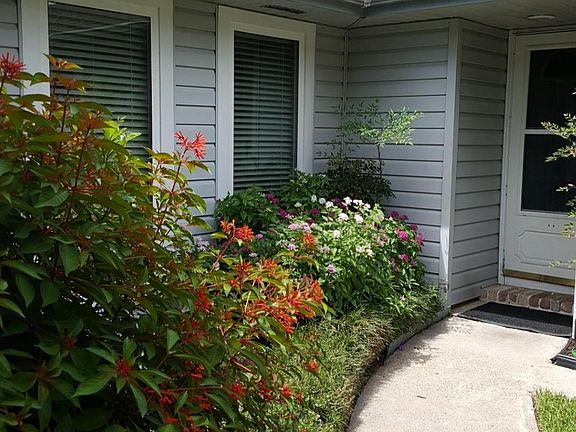 5th image of 16319 Forest Bend Ave