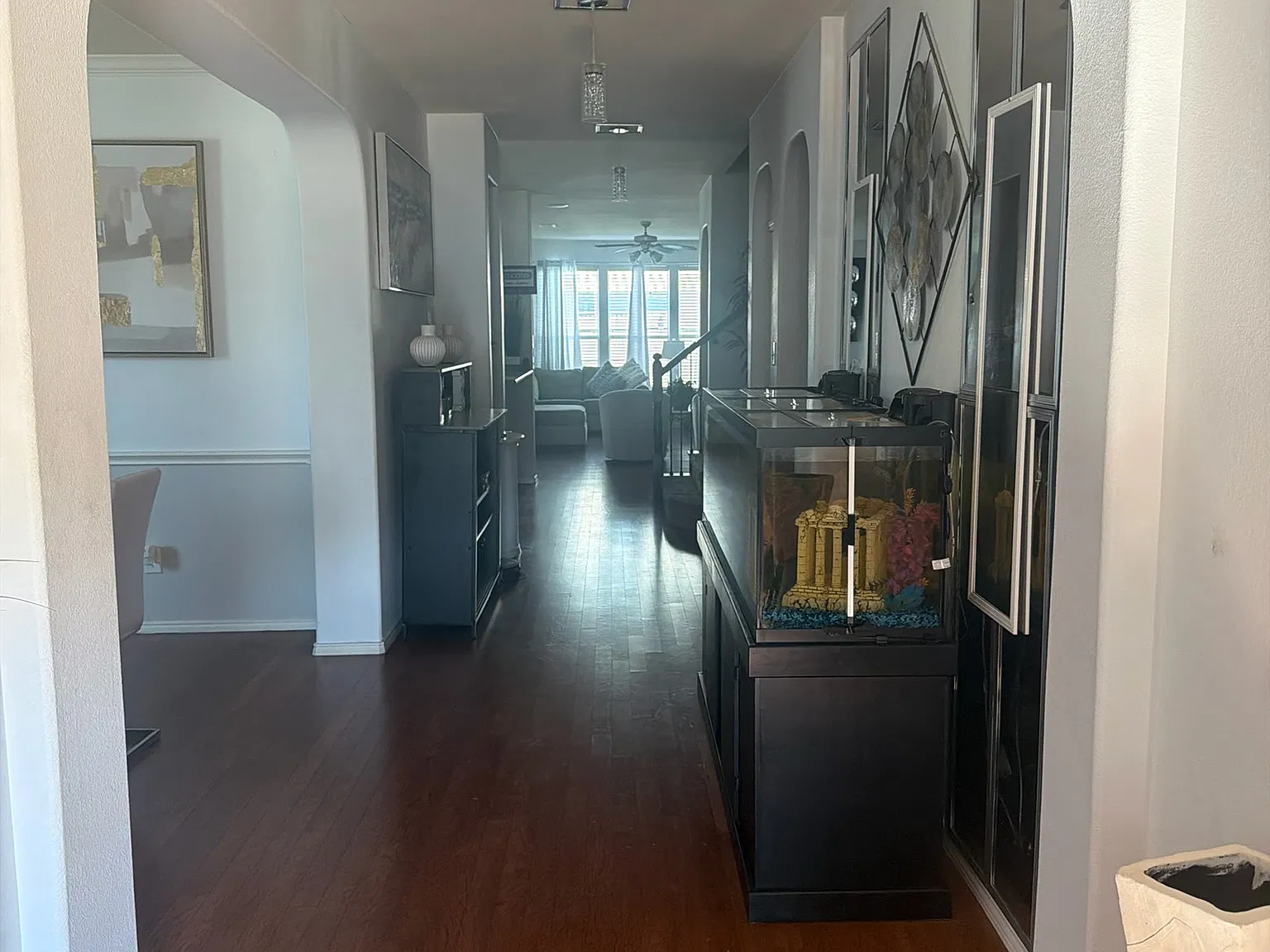 6 bed, 4588 sqft, $3,000 — Photo 2