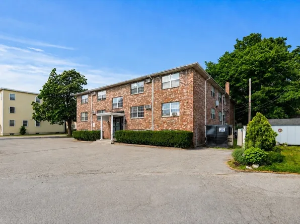 32 Bradford St, Concord, MA 01742