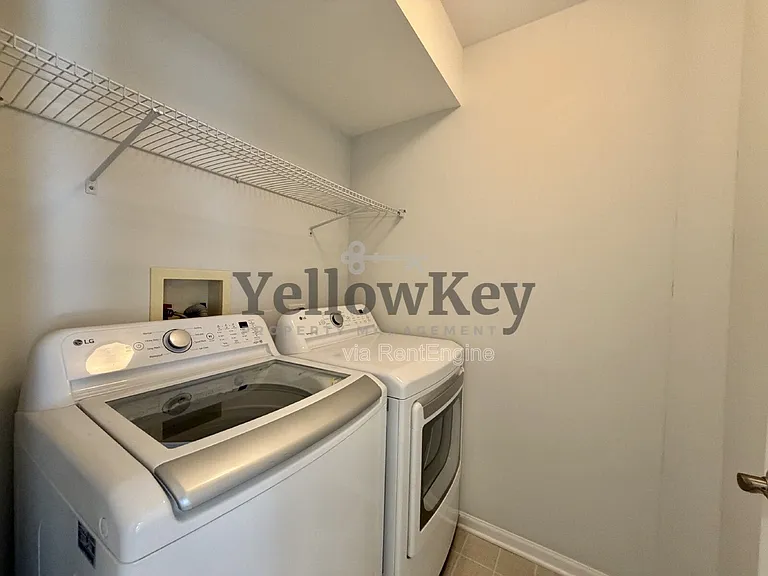 272 Blue Spruce Ln — Photo 13