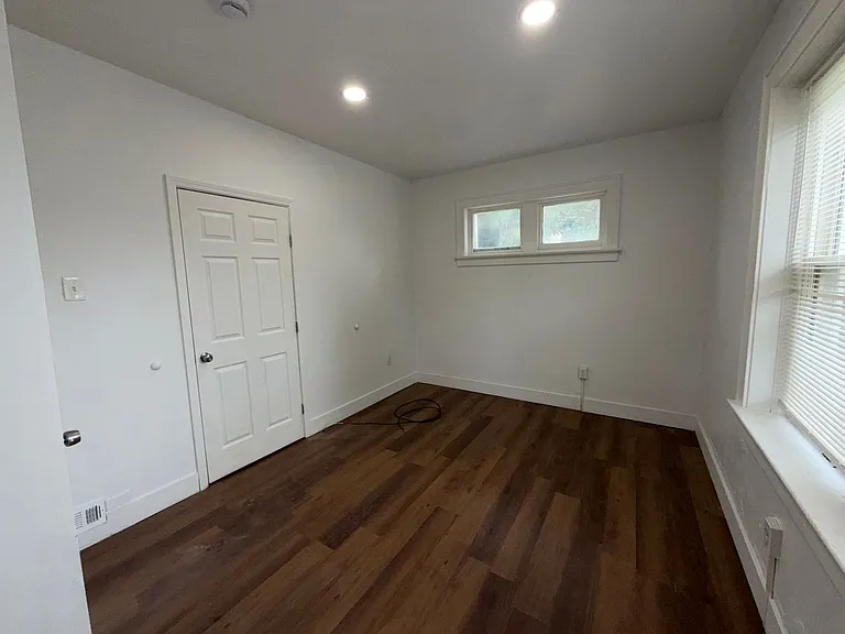 3956 Pennsylvania Ave — Photo 6