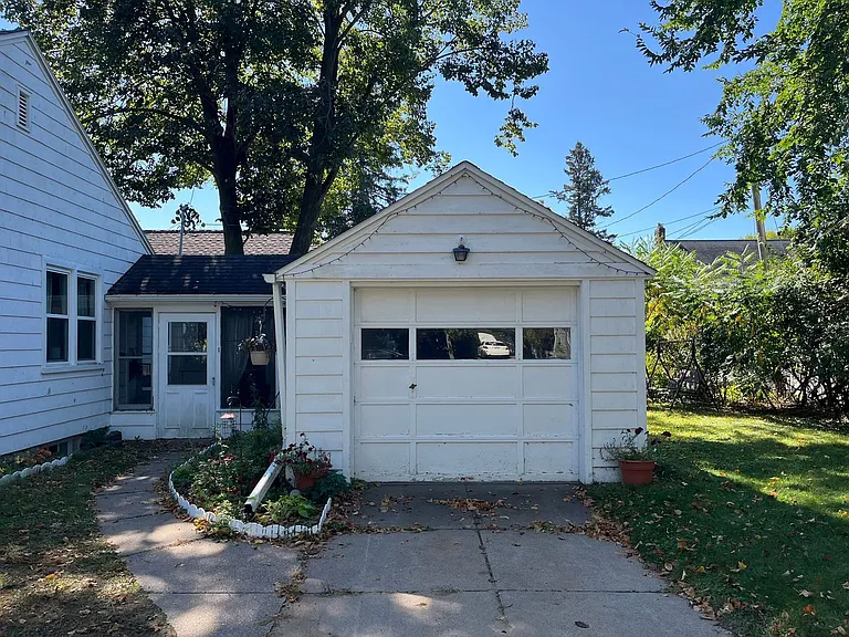 2204 Midway Blvd — Photo 18