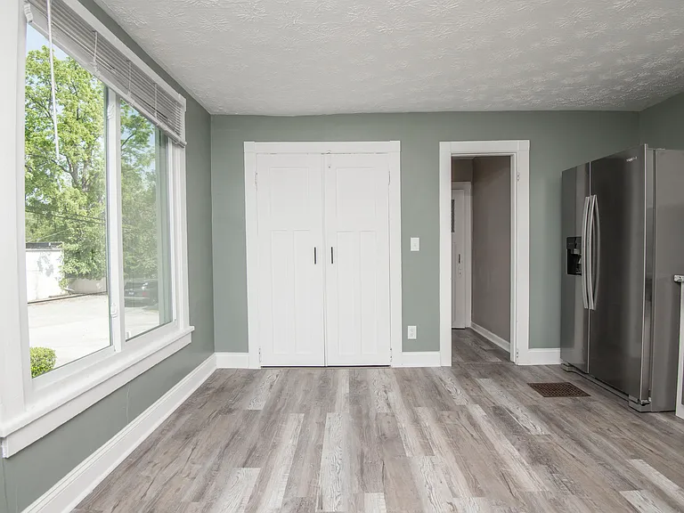 117 E Glenwood Ave #1 — Photo 14