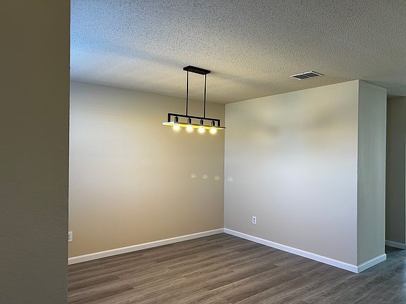 4th image of 1219 McMillan Dr