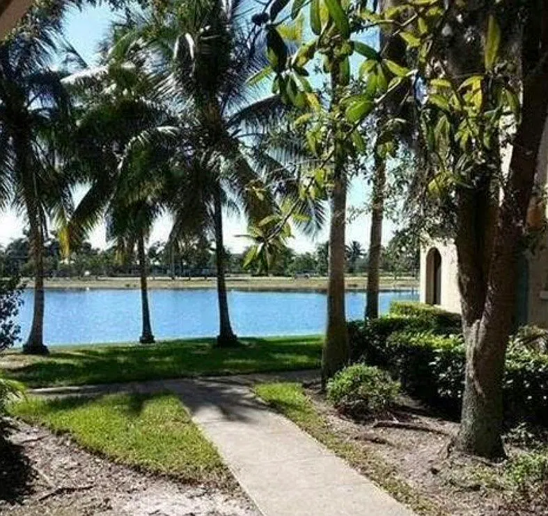 745 SW 148th Ave, Unit 801 — Photo 1