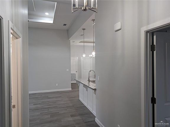 4th image of 6510 N La Villita St