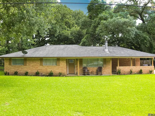 4076 Bennett St, Zachary, LA 70791