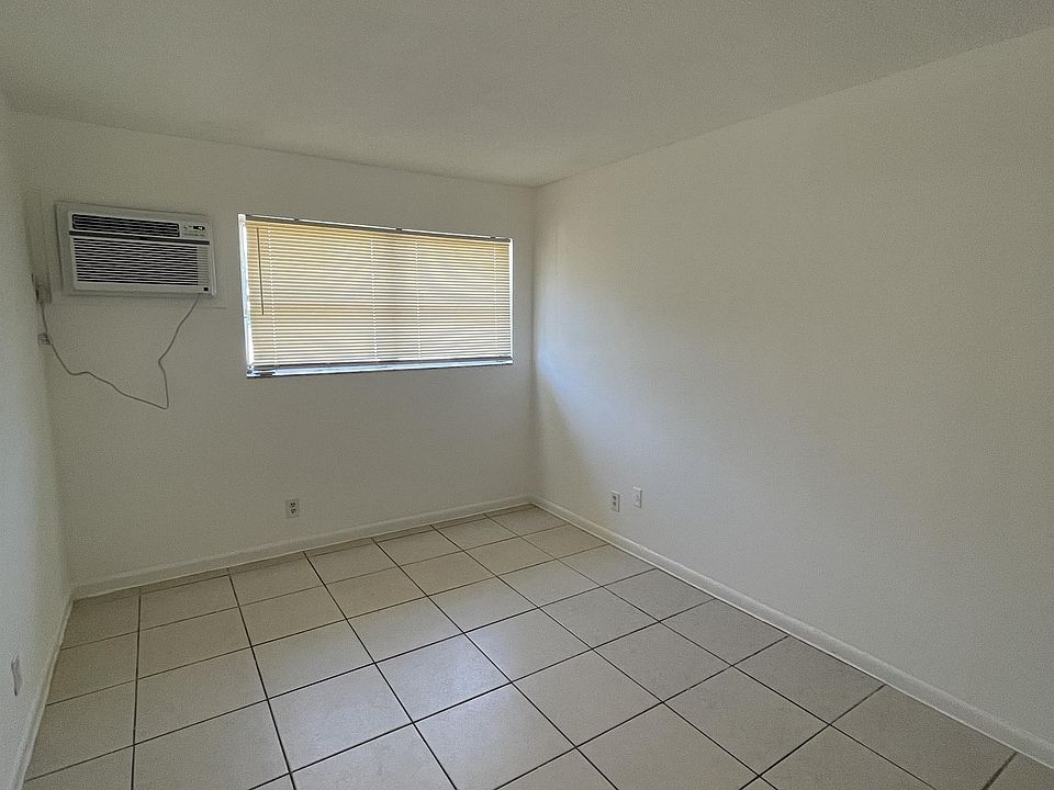 1st image of 2851 Jackson St APT 1
