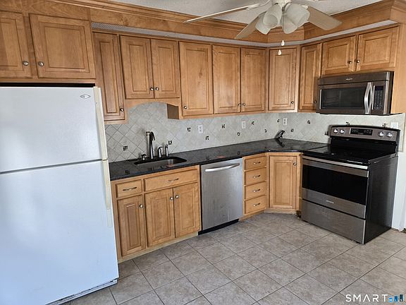 5th image of 44 Birch Road