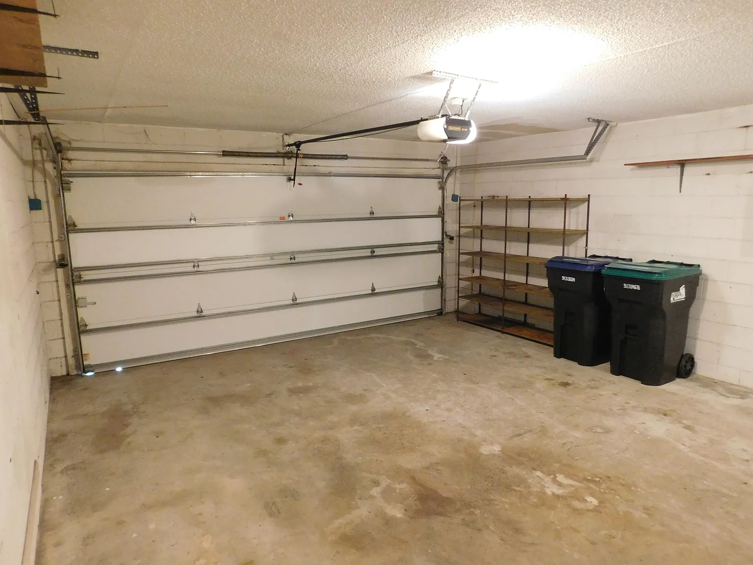 4 bed, 1571 sqft, $2,250 — Photo 3